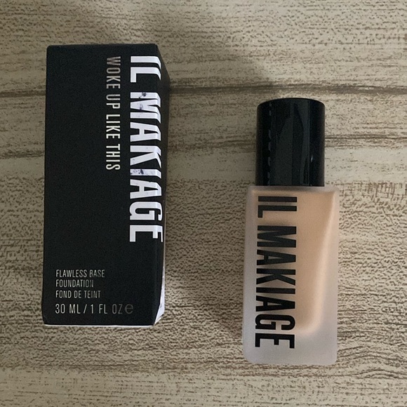 IL MAKIAGE Makeup Il Makiage Flawless Base Foundation Woke Up Like